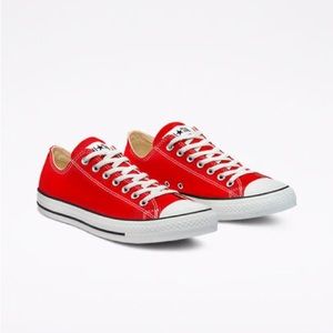 Red Low Top Chuck Taylor Converse Women 8